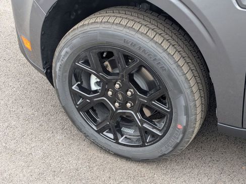 New 2026 Ford Maverick XLT image 30