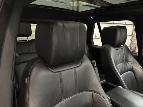 Used 2018 Land Rover Range Rover image 28