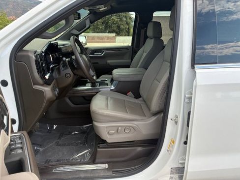 Used 2024 Chevrolet Silverado 1500 LTZ w/ LTZ Convenience Package II image 12