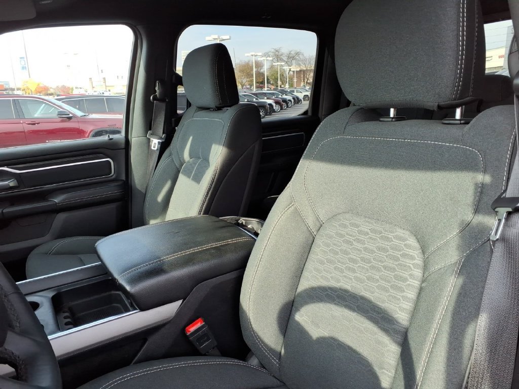 Used 2025 RAM 1500 Big Horn AWD/4WD image 12