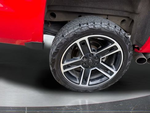 Used 2019 Chevrolet Silverado 1500 LT w/ LPO, Black Pack image 13