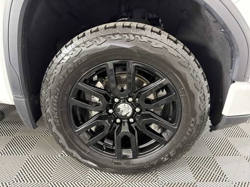 Used 2024 GMC Sierra 1500 Elevation w/ Elevation Premium Package image 10