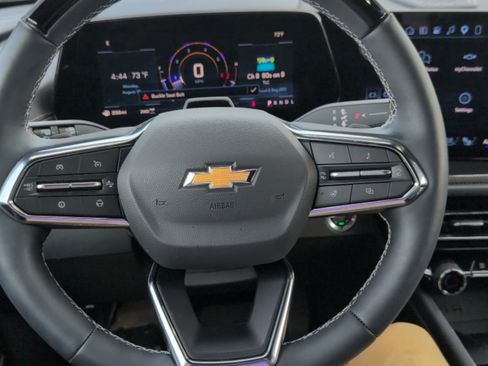 Used 2026 Chevrolet Traverse High Country w/ LPO, Floor Liner Package AWD/4WD image 12