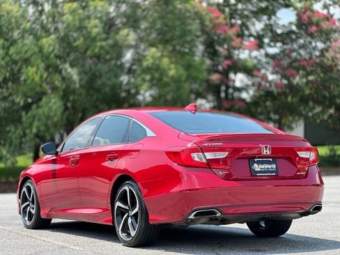Used 2019 Honda Accord Sport image 7