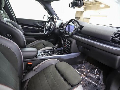 Used 2022 MINI Cooper Clubman John Cooper Works image 29