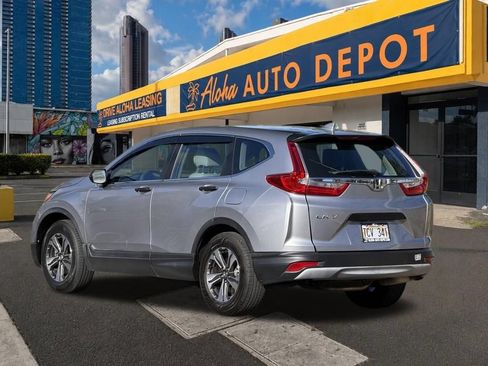 Used 2017 Honda CR-V LX image 3