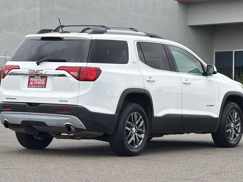 Used 2019 GMC Acadia SLT AWD/4WD image 2