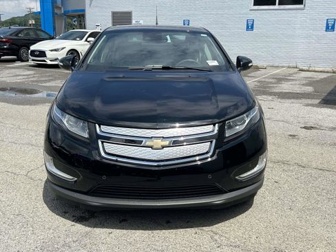 Used 2013 Chevrolet Volt w/ Enhanced Safety Package 2 FWD image 8