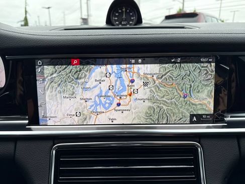 Used 2020 Porsche Panamera 4 AWD/4WD image 21