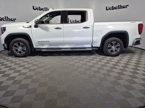Certified 2026 GMC Sierra 1500 SLT w/ SLT Convenience Package image 4