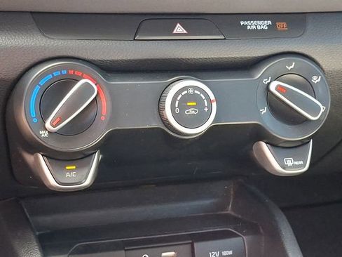 Used 2018 Kia Rio S image 15
