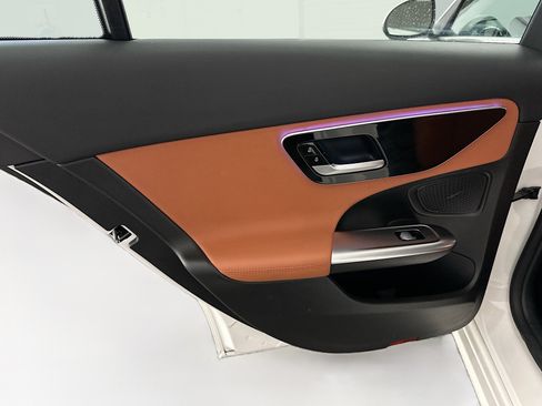 Used 2025 Mercedes-Benz C 300 4MATIC Sedan image 27