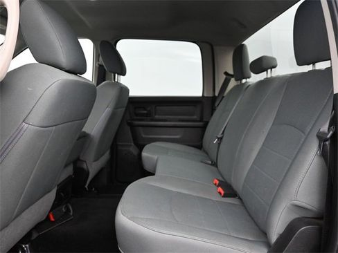 Used 2017 RAM 1500 Express image 9