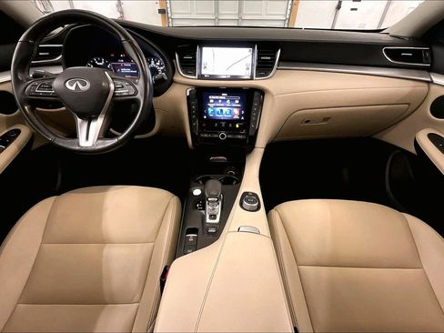 Used 2021 INFINITI QX50 Essential w/ Accent Package image 14