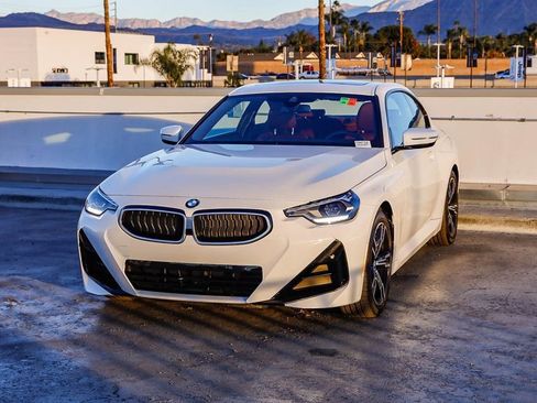 Used 2025 BMW 230i xDrive Coupe w/ M Sport Package image 4