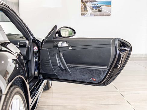 Used 2011 Porsche 911 Turbo S AWD/4WD image 32