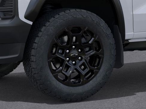 New 2026 Chevrolet Colorado Trail Boss w/ LPO, Tailgate Decal Package image 9