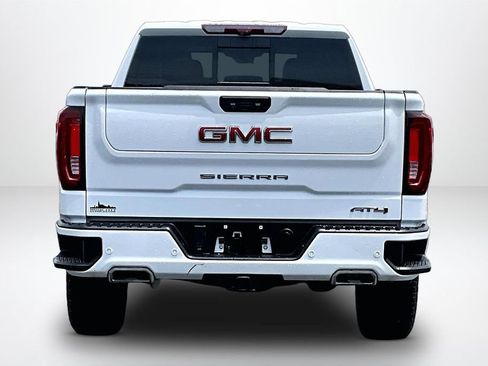Used 2023 GMC Sierra 1500 AT4 w/ Technology Package AWD/4WD image 7