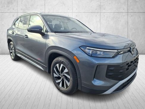 New 2026 Volkswagen Tiguan S image 7