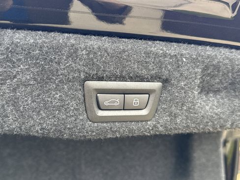 New 2026 BMW 540i xDrive w/ M Sport Package image 25