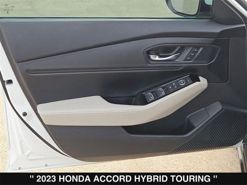Used 2023 Honda Accord Touring image 14