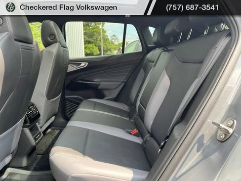 Used 2023 Volkswagen ID.4 Pro S RWD image 27
