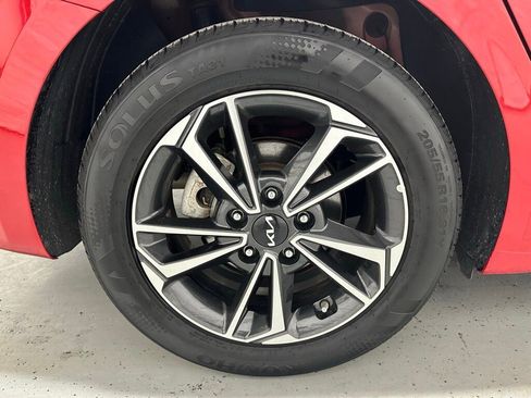 Used 2024 Kia Forte LXS image 58