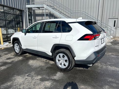Used 2025 Toyota RAV4 LE image 6