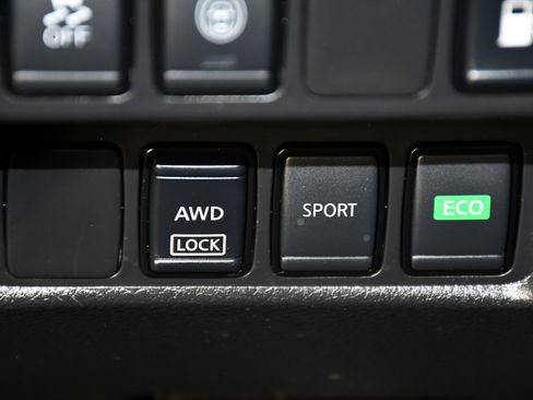 Used 2019 Nissan Rogue S w/ Special Edition Package image 34