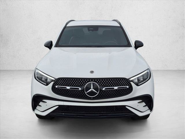 Used 2026 Mercedes-Benz GLC 300 image 2