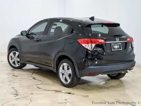Used 2022 Honda HR-V LX image 10