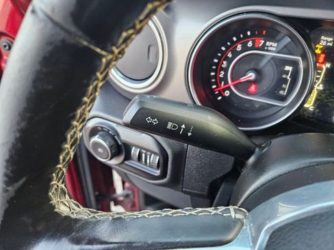 Used 2021 Jeep Wrangler Unlimited Rubicon image 15