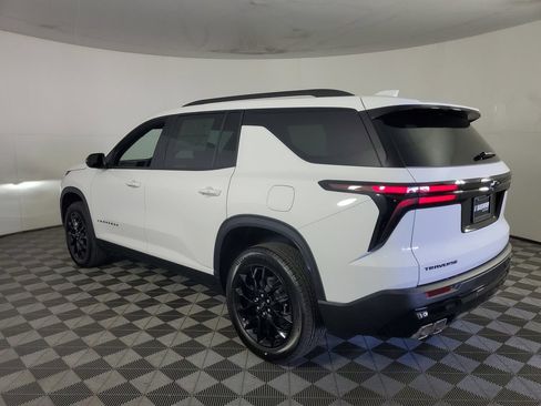New 2026 Chevrolet Traverse LT w/ Midnight/Sport Edition FWD image 6