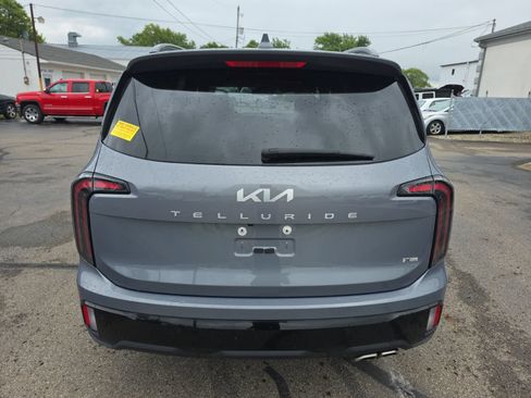 Used 2024 Kia Telluride EX X-Line AWD/4WD image 17
