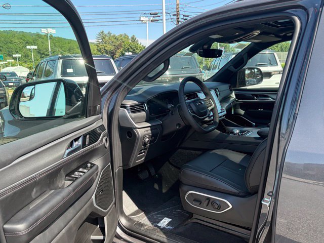 New 2026 Jeep Grand Wagoneer 4WD w/ Premium Group I image 15