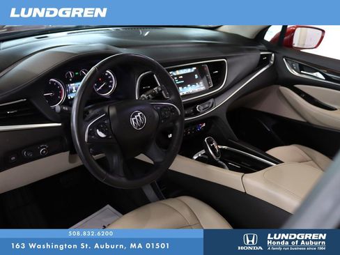 Used 2018 Buick Enclave Premium w/ Experience Buick Package AWD/4WD image 8