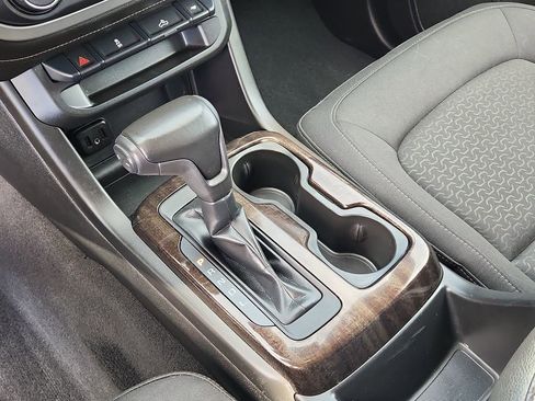 Used 2020 GMC Canyon SLE w/ Elevation Edition image 21