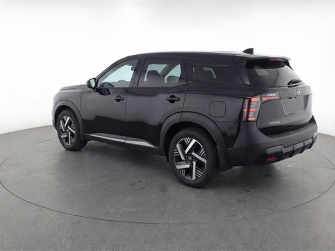 Used 2025 Nissan Kicks SV image 6