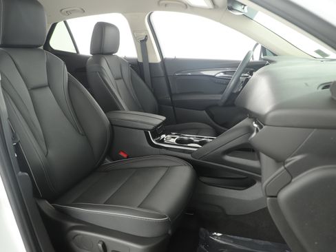 Used 2023 Buick Envision Essence image 21