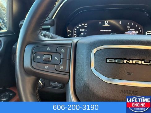 Used 2023 GMC Yukon Denali Ultimate AWD/4WD image 21
