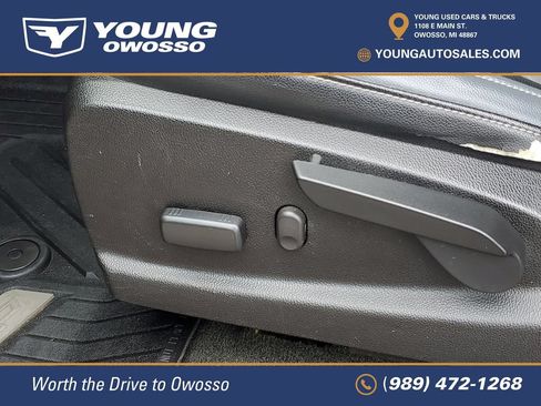 Used 2016 Chevrolet Colorado Z71 w/ Z71 Midnight Edition AWD/4WD image 8
