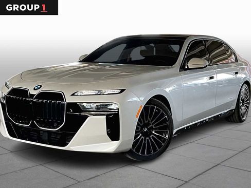 Certified 2025 BMW 760i xDrive w/ Executive Package image 1