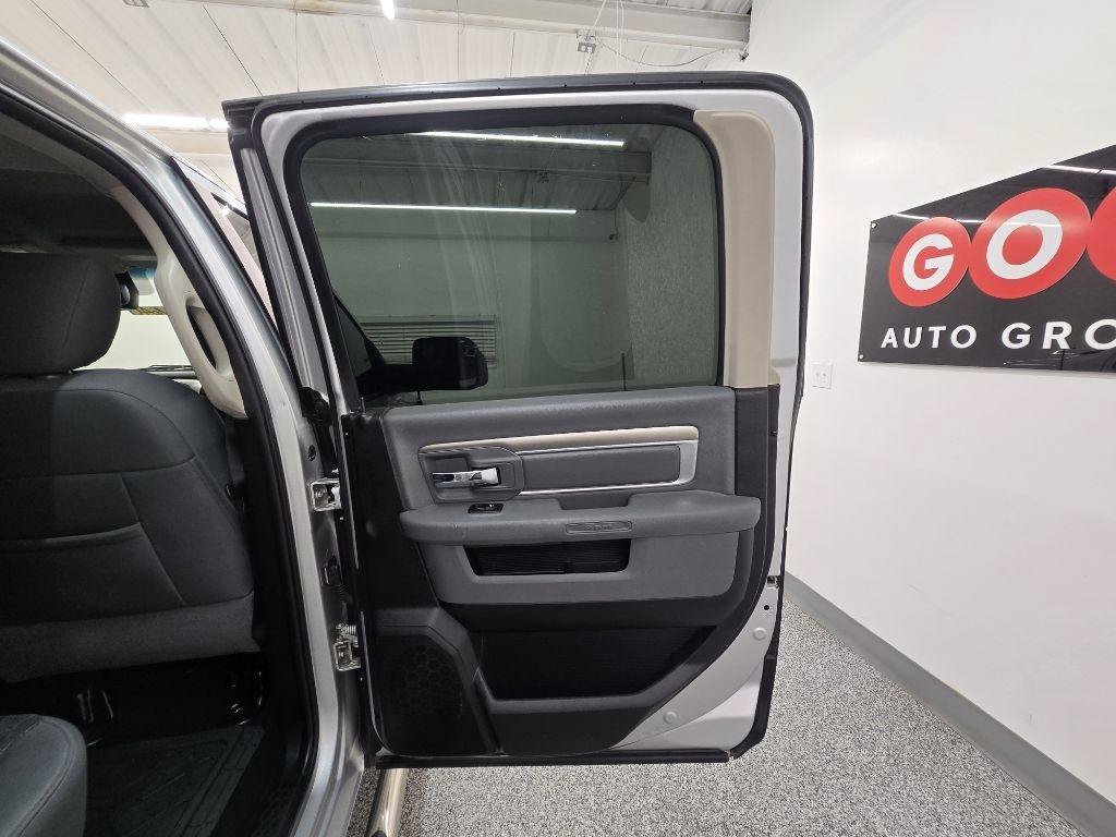 Used 2018 RAM 1500 Big Horn AWD/4WD image 28