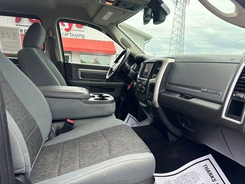 Used 2019 RAM 1500 Big Horn AWD/4WD image 11