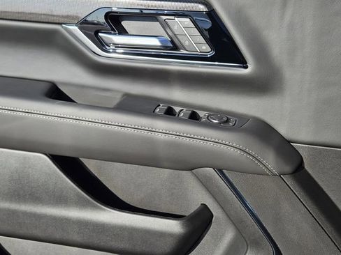 New 2026 GMC Yukon Elevation w/ Elevation Premium Package image 17