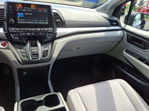 Used 2020 Honda Odyssey EX image 15