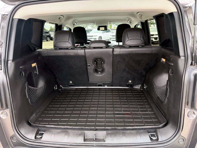 Certified 2017 Jeep Renegade Trailhawk w/ Premium Trailhawk Package AWD/4WD image 14