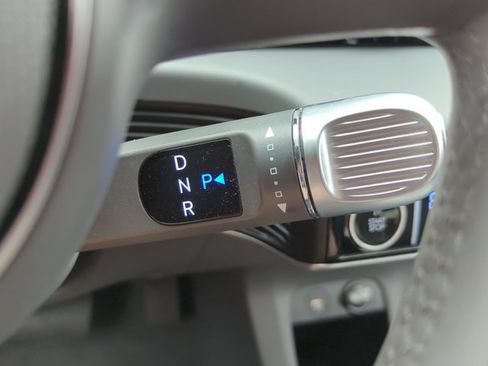 Used 2023 Hyundai Ioniq 5 SE RWD image 12