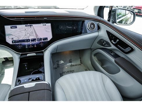 Certified 2023 Mercedes-Benz EQS 580 4MATIC SUV image 16