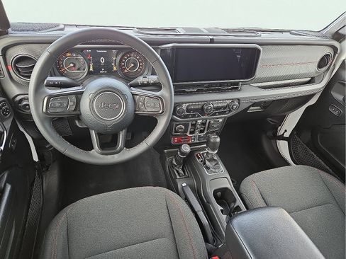 Used 2025 Jeep Wrangler Unlimited Rubicon AWD/4WD image 11